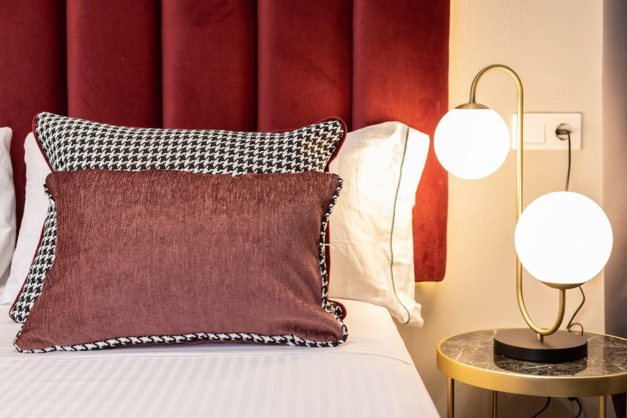 Bibo Suites Plaza Nueva กรานาดา ภายนอก รูปภาพ