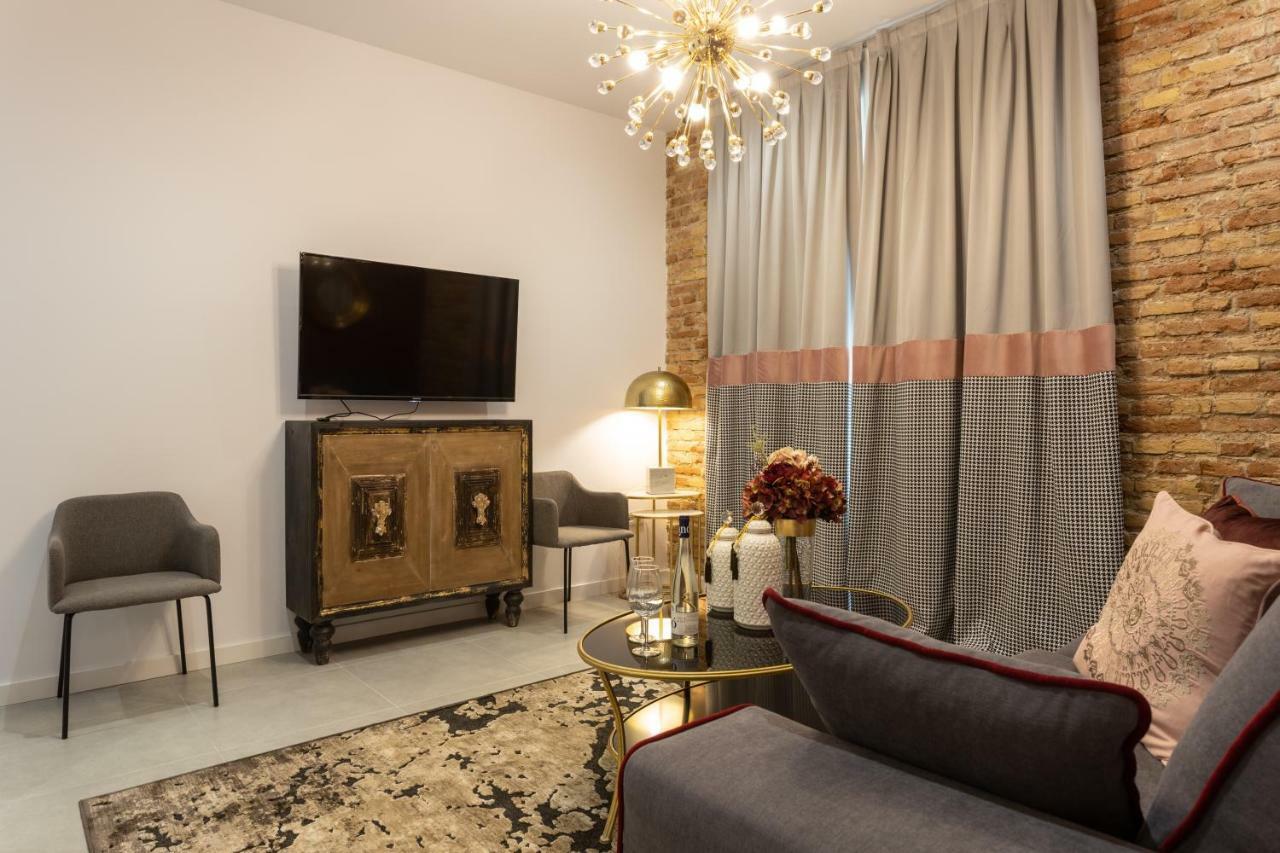 Bibo Suites Plaza Nueva กรานาดา ภายนอก รูปภาพ